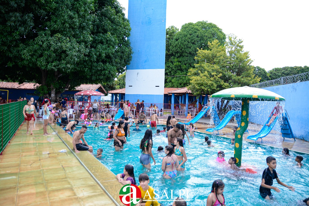 Festa das Crianças dia 12 de Outubro